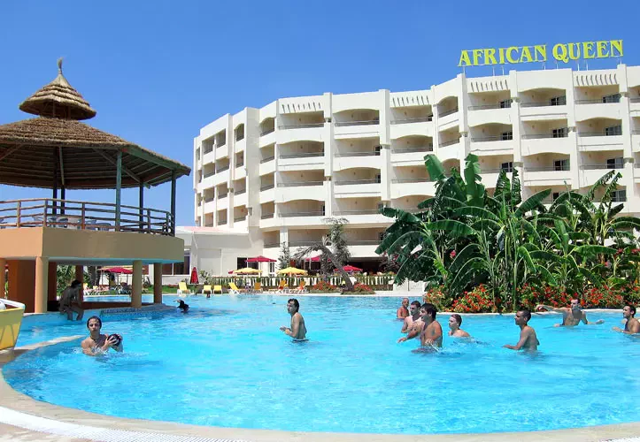 Photo 1 – African Queen